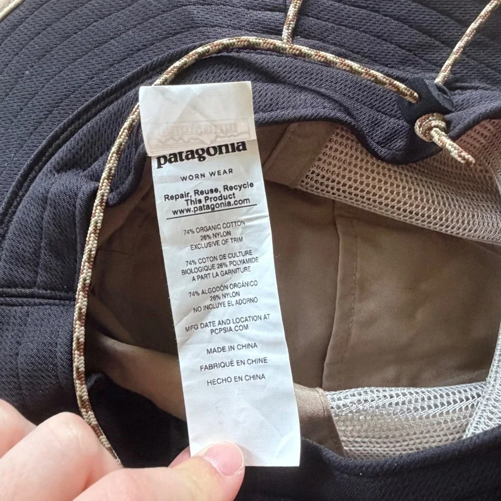 Patagonia Worn Wear Tan Khaki Boonie Sun Hat Adjustable Chin Strap Mens